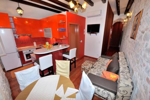 Charming Stone Apartment in the heart of Split, Split (zdjęcie 3)