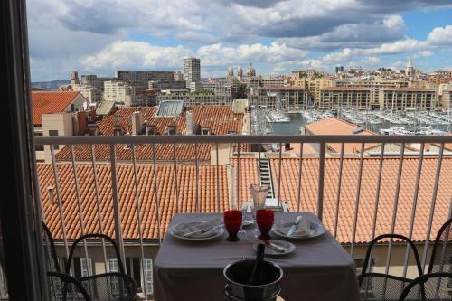 Suite privée du balcon du vieux port Marseille, Marseille (photo 8)