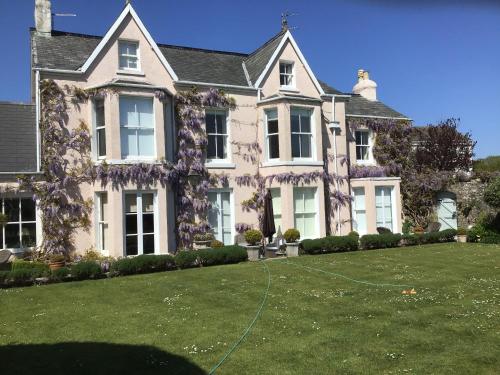 Newton Cottage, , South Wales