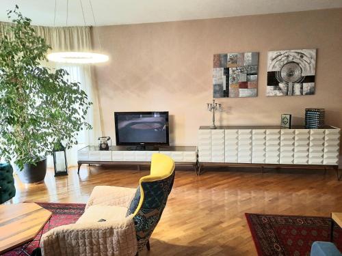 Farah Superior Apartments
