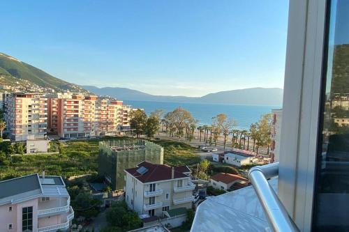 Sea Scape Apartment