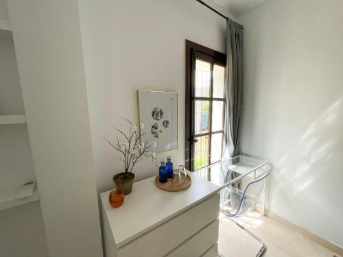 Premium Flat in Marbella, 7 mins from the beach in a quiet location