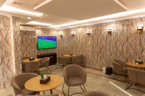 Pub/Lounge, Liwan Alkhaleej for serviced apartments ليوان الخليج للشقق المخدومة in Al Fayhaa