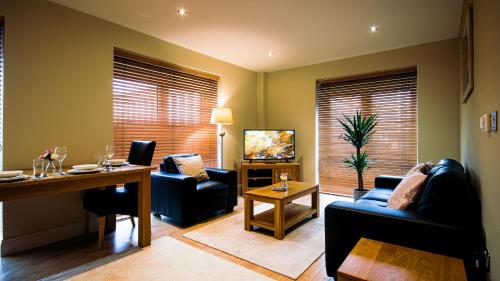 Two-Bedroom Apartment image 5