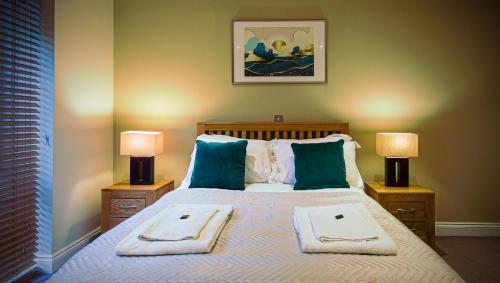 Two-Bedroom Apartment image 9