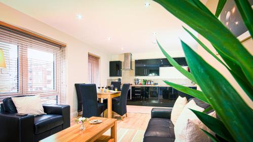 Two-Bedroom Apartment image 6