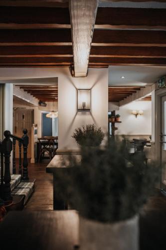 The Woodman Inn 3