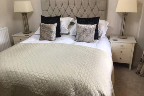 Barton Cottage in Dodington