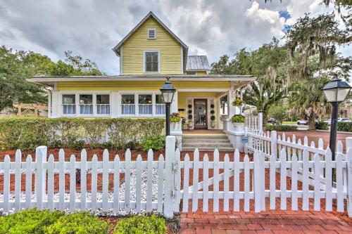 . Historic Green Cove Springs Home - Walk to Coast!