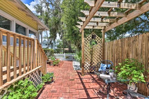 Charming Historic Home - Walk to Waterfront! - image 2
