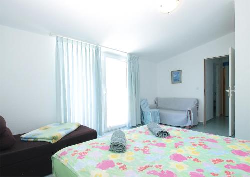 Apartments Milica 56 - image 2