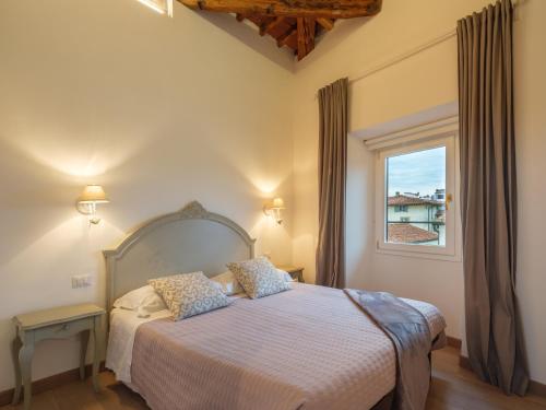 OLTRARNO VIEW APARTMENT