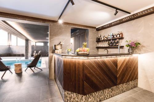 ARIETES MARMONT Resort - image 6