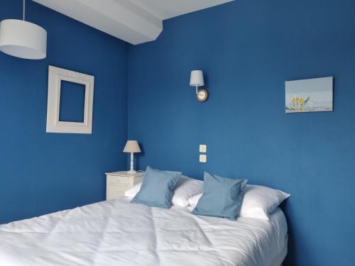 1 double bed