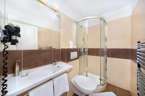 Hotel Erika - image 11