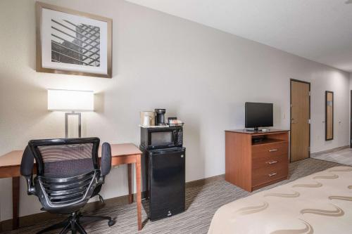 Quality Inn & Suites Lodi