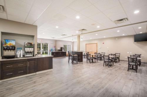 Quality Inn & Suites Lodi