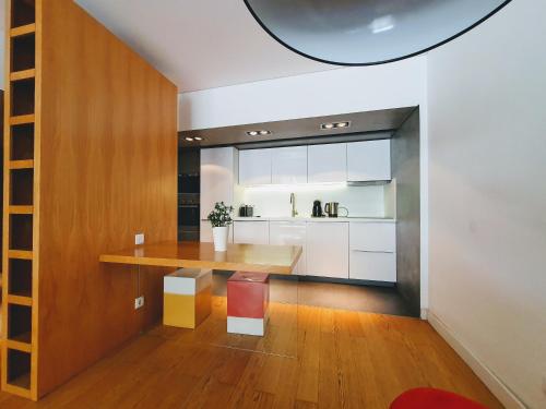 Marquês de Pombal Terrace by Lisbon Village Apartments - image 11