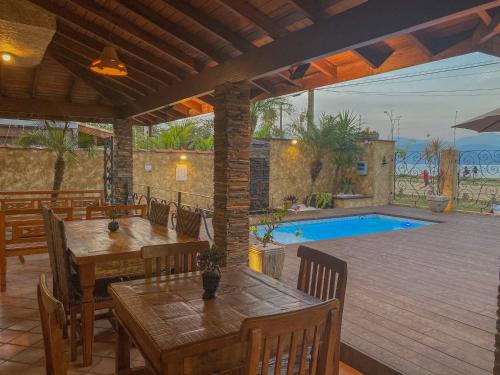 Hage, Casa Melville Hospedagem - Sua Casa de Alto Padrão no Coração de Ubatuba! (Casa Melville Hospedagem - Sua Casa de Alto Padrao no Coracao de Ubatuba!) in Ubatuba