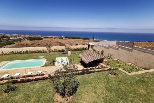 Vue sur mer et Piscine sans vis a vis