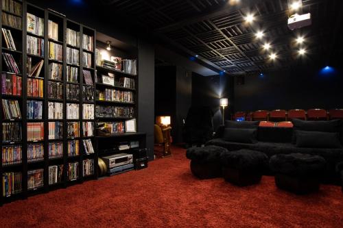 gedeelde lounge/tv-ruimte, Villa Toscana Boutique in Murzasichle