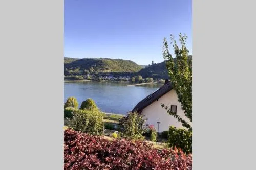 Lorch Lorchhausen Mittelrheintal Weltkulturerbe in Lorchhausen, Deutschland