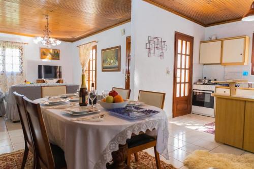 Forest Hills Cottage gîte à louer Koutouloufári