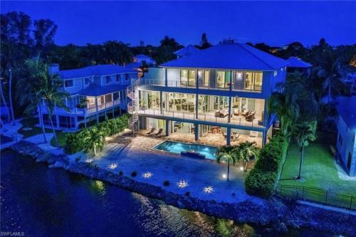 Big Kahuna – Bonita Springs, FL