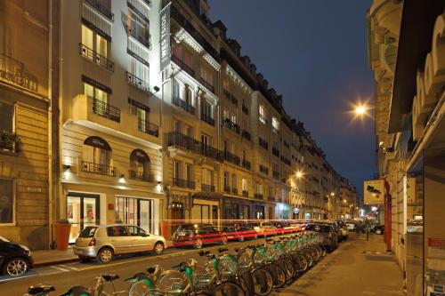 호텔 웨스트사이드 아크 드 트리옹프 - 출입구