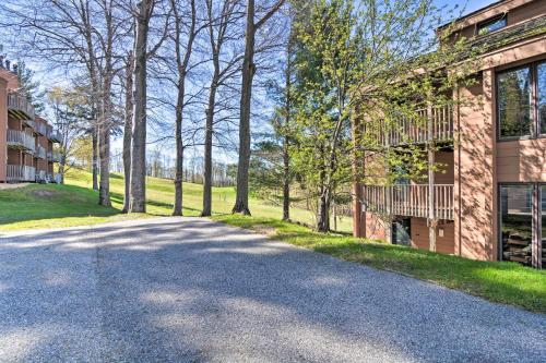 Cozy Shanty Creek Condo for Skiers and Golfers! - image 8