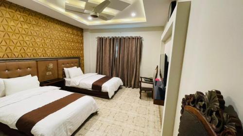 Golden Sand Hotel in Rahim Yar Khan