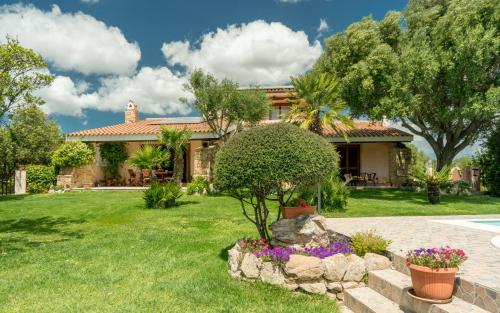 Vrt, Sardinia Family Villas - Villa Adina with private pool in Arzachena in Cudacciolu