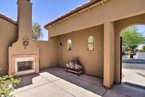 Near Golf Casita with Patio 10 Mi to Dtwn Phoenix! in Laveen