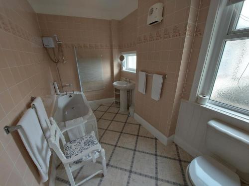 The Hilary Guesthouse - image 12