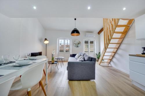 Confortable Rooftop view Appart Hôtel Avignon - image 6