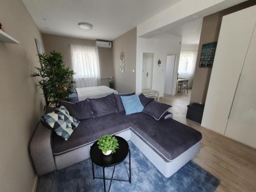  Apartment Danijela in Novalja
