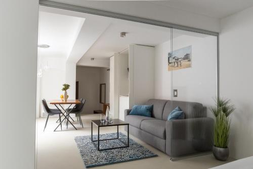 Suite with Balcony image 1