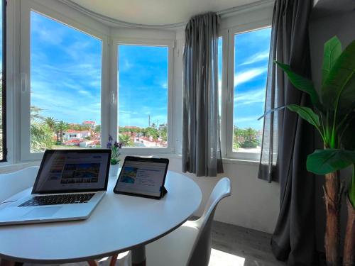  Moderno apartamento hasta 4 personas WIFI GRATIS in Denia