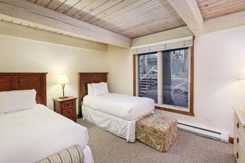 Chateau Eau Claire Unit 20 - image 6