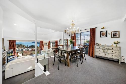 Balmoral Lodge image 26