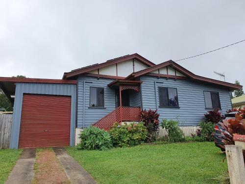 Cottage on Herbert Ravenshoe