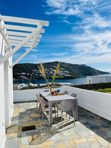 Modern Cycladic Sea View House