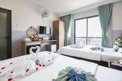 Double with 2 Double Beds