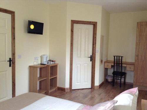 Deerpark Manor Bed and Breakfast Room Type - Double Room - Annex