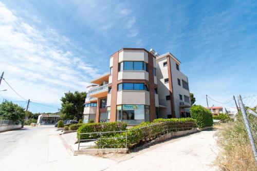 Fotis Apartments - image 4