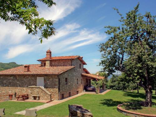  Holiday Home Torsoli by Interhome, Pension in Lucolena in Chianti bei Meleto