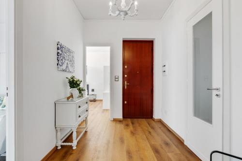 GuestHost - Residenza dei Poeti - Roomy and Modern Flat, Palermo (fotografie 6)