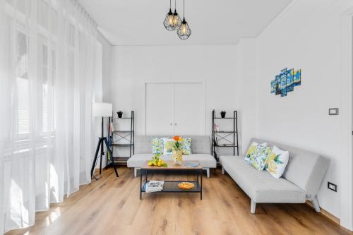 GuestHost - Residenza dei Poeti - Roomy and Modern Flat, Palermo (fotografie 9)
