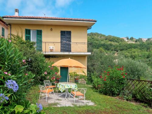  Holiday Home Casa Barba by Interhome, Pension in Caravonica bei Pieve di Teco