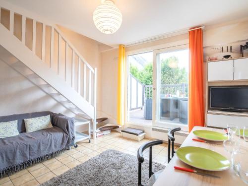 Apartment Les Christophines by Interhome - Location saisonnière - Cabourg